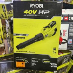 RYOBI
40V HP Brushless Whisper Series 155 MPH 600 CFM Cordless Battery Leaf Blower with 4.0 Ah Battery and Charger

