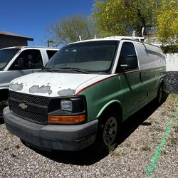 2011 Chevy  Expr 1500 -$1,750