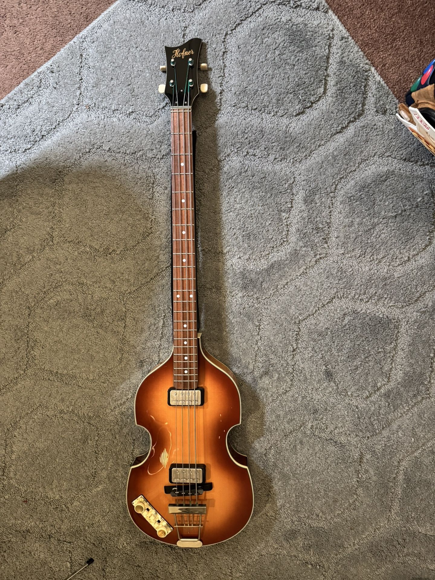 Left-handed Hofner 500/1 HCT (READ DESCRIPTION!!)