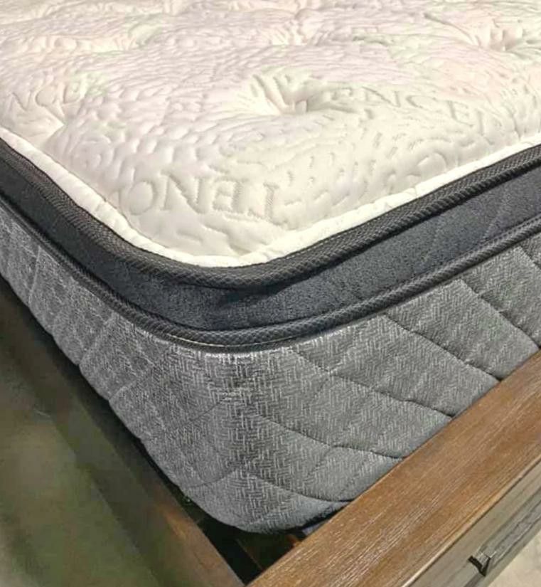 Queen Mattress! Need to Clear Out!