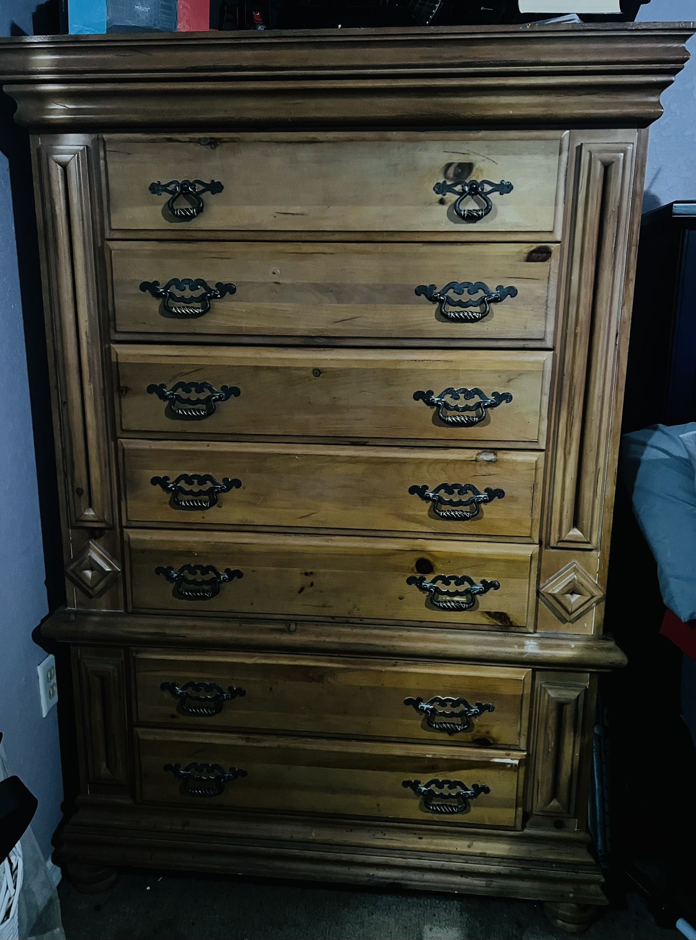 7 Drawer Dresser Brown