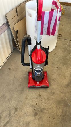 Dirt devil vacuum