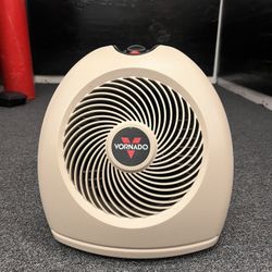Vornado (tan Or grey) Portable heater 
