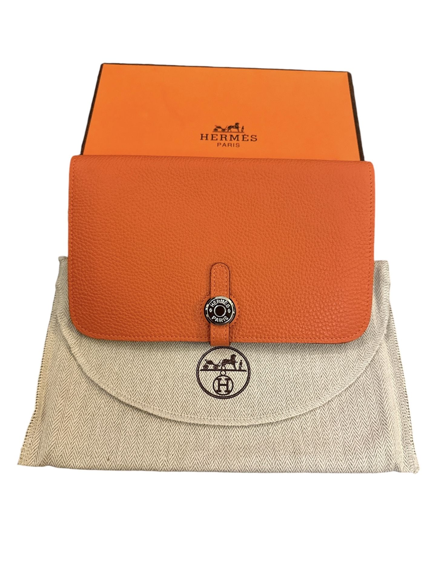 Hermes Dogon GM Togo Leather Bifold Wallet!