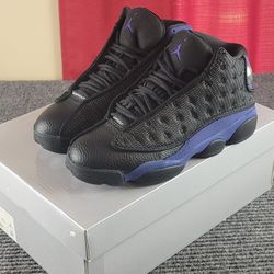 Nike Air Jordan Retro 13 Womens Size 7 Sneakers Court Purple Black XIII 