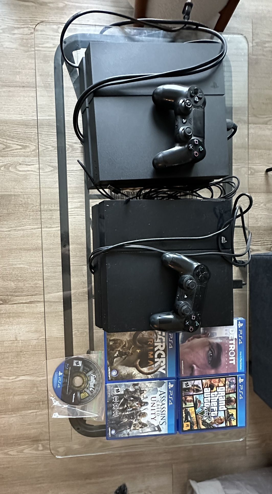 PS4’s w/ Games