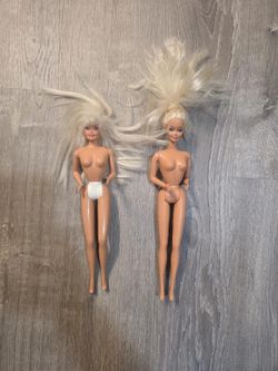 VTG 1966 Barbie Lot Of 2 No Clothes