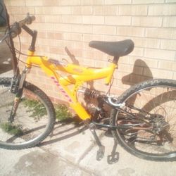26 In   Huffy  Excursion Rock Downhill Bike