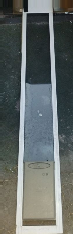 PetSafe Sliding Glass Pet Door (Medium)