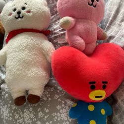 BTS Official Plushies 
