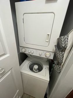 Washer and dryer combo