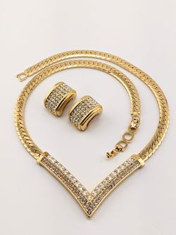 AUTHENTIC RARE VINTAGE  Dior Rhinestone Necklace & Earrings Set