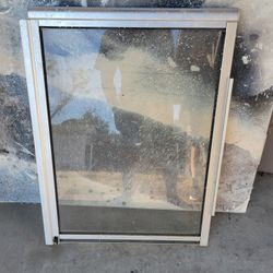 Boat Center Windshield Glass And Frame