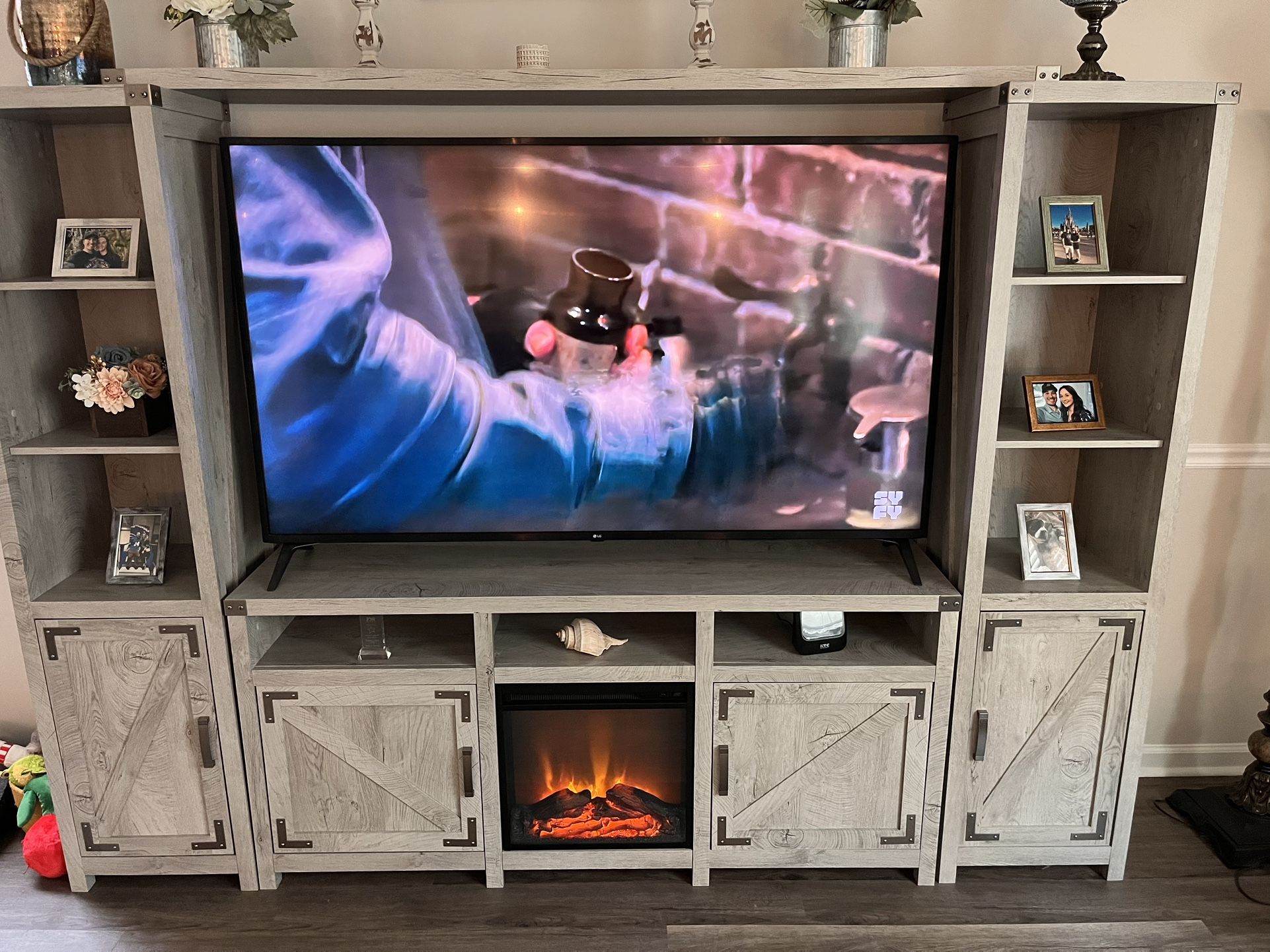 4 Piece Entertainment Stand