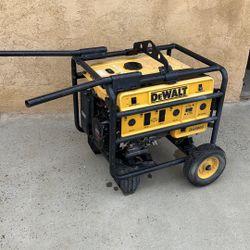 Dewalt DG6000 Watts Gas Generator In Excellent Working Condition 