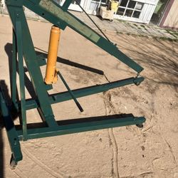 Engine hoist     5000 Lbs