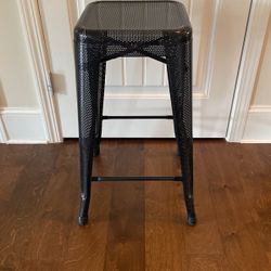 2 Bar Stools 