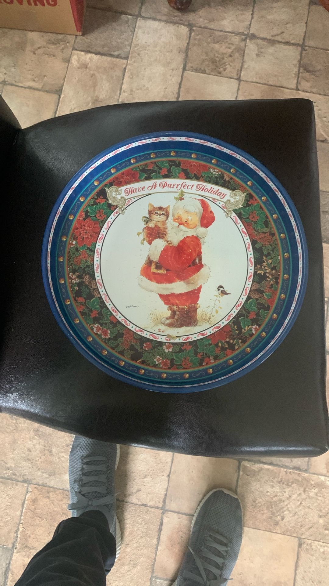 Santa And Kitty Cat Metal Tray 12” Giordano