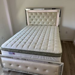 Queen Size Mattress Pillow Top New 