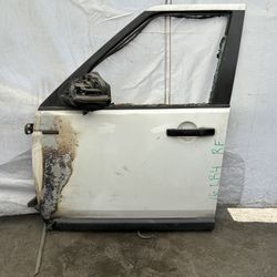 2016 Land Rover Lr4 Left Front Door 