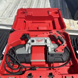 Milwaukee Bandsaw