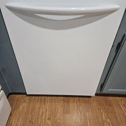 Dishwasher Frigidaire 