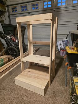 Toddlers step stool