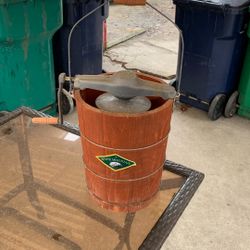 Hand Craneo Ice Cream Antique 