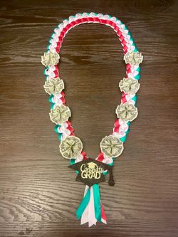 Custom Graduation Leis