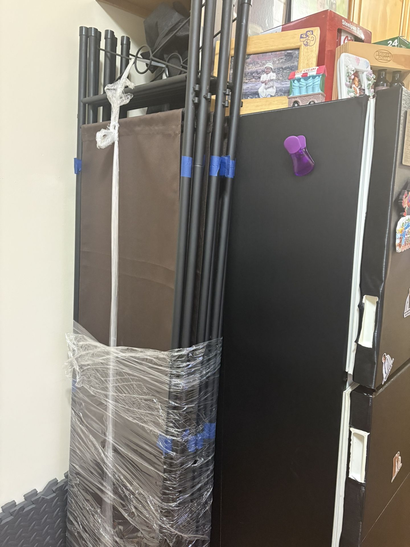 [FREE] Black/Brown Room Divider 