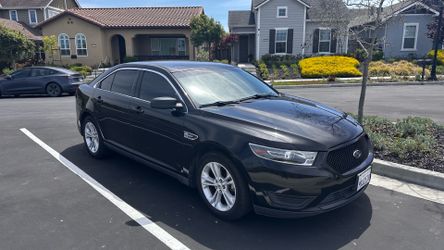 2016 Ford Taurus