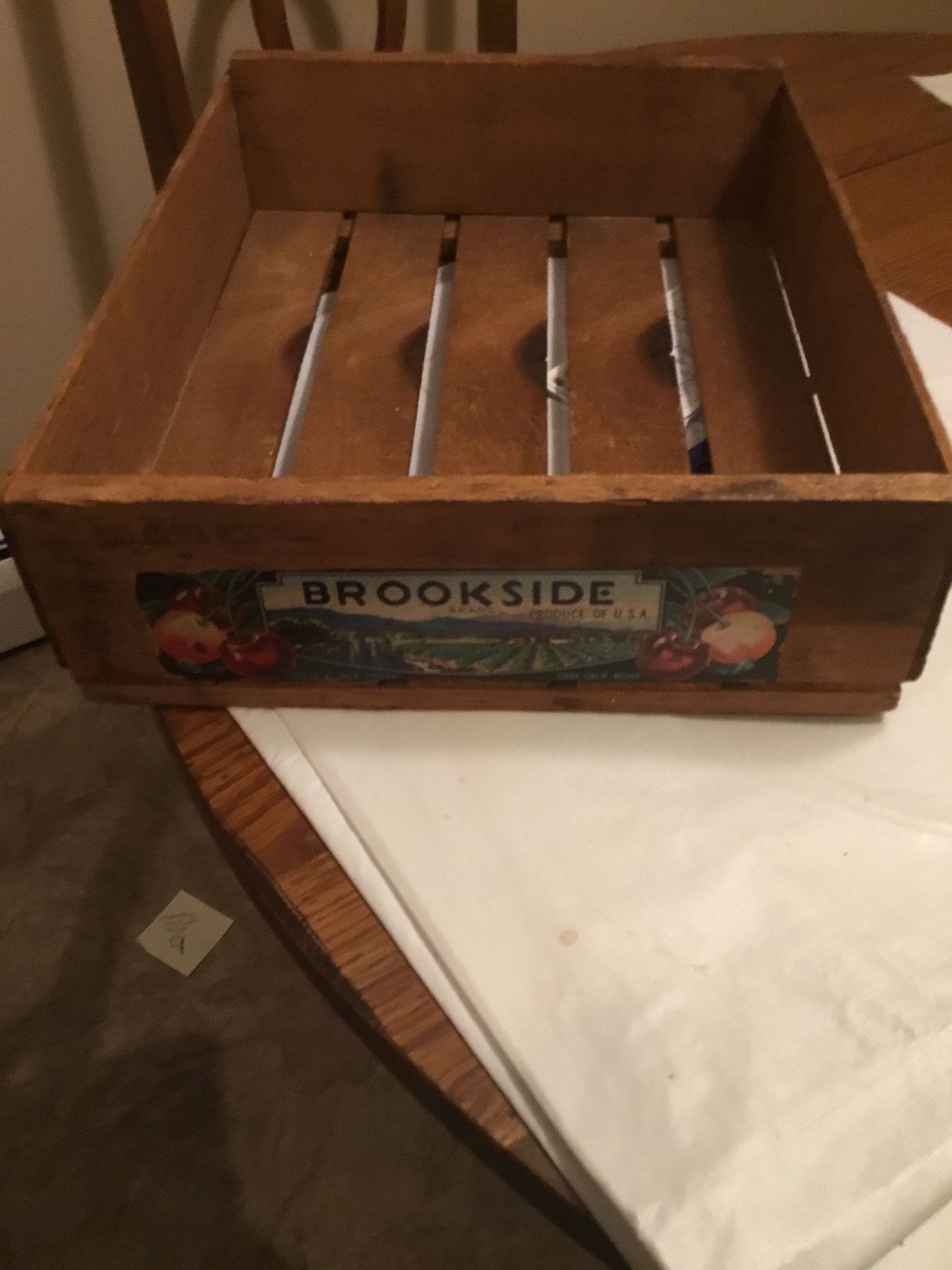 WOODEN PRODUCE BOX