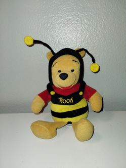 Disney Winnie the Bumble Bee Pooh Bean Bag Plush 8" RARE & RETIRED