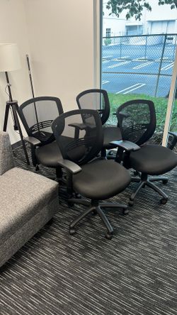 Office chairs (4)