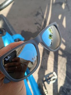 Ray Ban