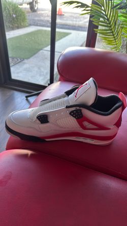Jordan 4