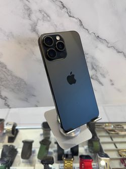 iPhone 15 Pro Max 256Gb Unlocked Pre-owned