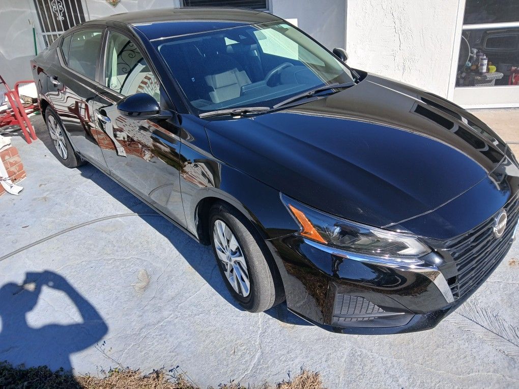 2023 Nissan Altima