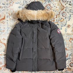 Wyndham parka jacket men’s L/XL Gray