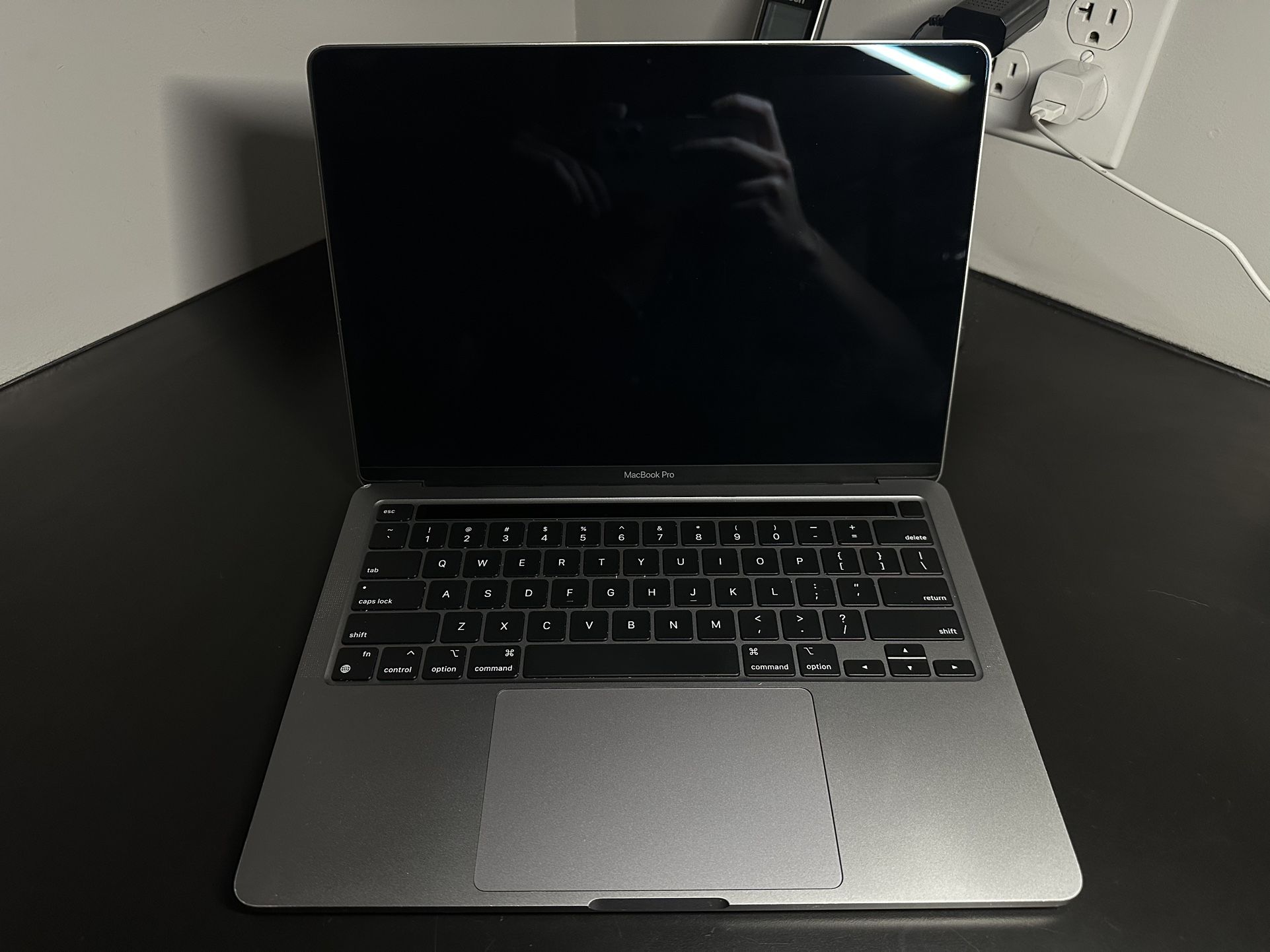 MacBook Pro M1 (2020) – 16GB / 512GB