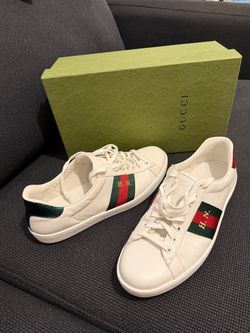 Gucci shoes personalized  whit the initials H.N