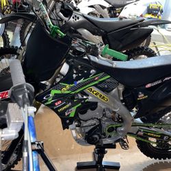 Kawasaki Kx 250 F DirtBike 