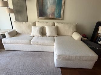 L shaped sofa with chaise