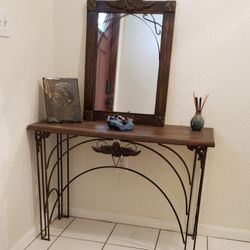 Entry Table & Mirror Set