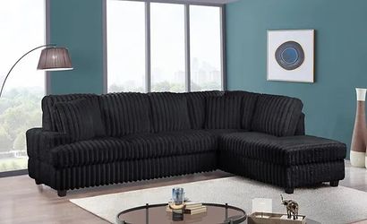 Sectional Sofa With pillows 