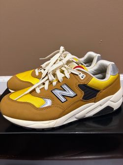 New Balance 580 Sneakers Tan Yellow