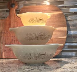 SET of 3~VINTAGE PYREX ~"Forest Fancies" CINDERELLA NESTING MIXING BOWLS.
#441, #443 and #444. 
✨️EXCELLENT VINTAGE PRE-OWNED CONDITION! No Chips, No