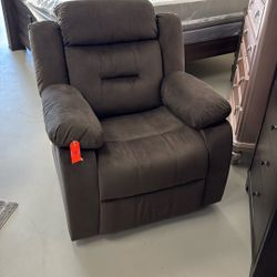 Single Recliner 