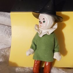 2007 MADAME ALEXANDER WIZARD OF OZ SCARECROW #8 DOLL MCDONALDS HAPPY MEAL TOY 