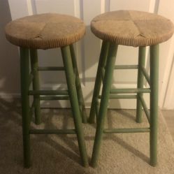 FREE ON MONDAY - TODAY  2 BARSTOOLS